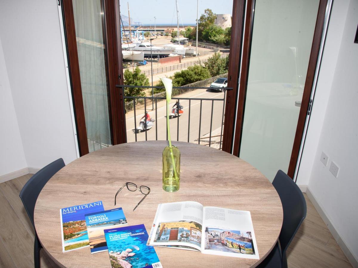 Apartmán Loft Lungomare Vista Mare E Monti Àrbatax Exteriér fotografie