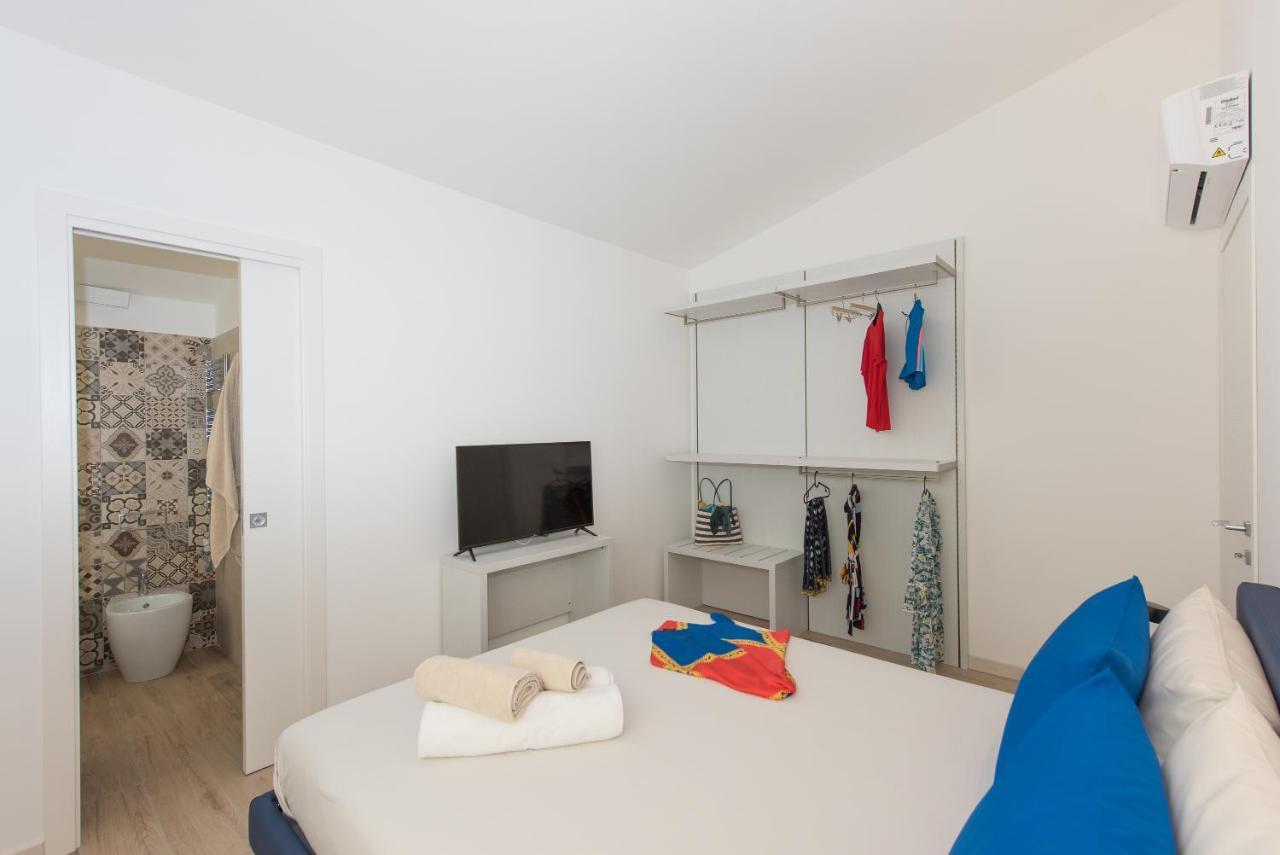 Apartmán Loft Lungomare Vista Mare E Monti Àrbatax Exteriér fotografie