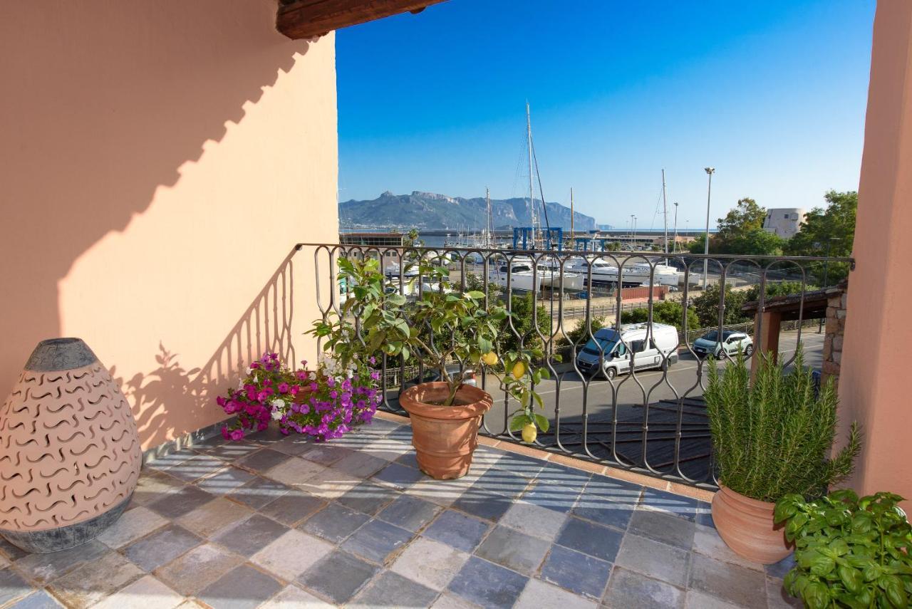 Apartmán Loft Lungomare Vista Mare E Monti Àrbatax Exteriér fotografie