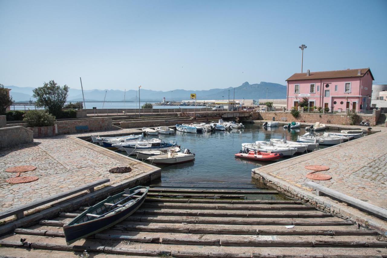 Apartmán Loft Lungomare Vista Mare E Monti Àrbatax Exteriér fotografie