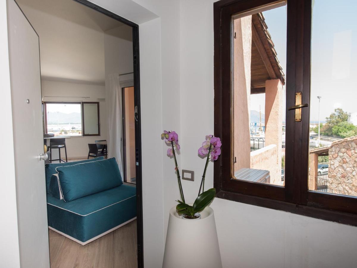 Apartmán Loft Lungomare Vista Mare E Monti Àrbatax Exteriér fotografie