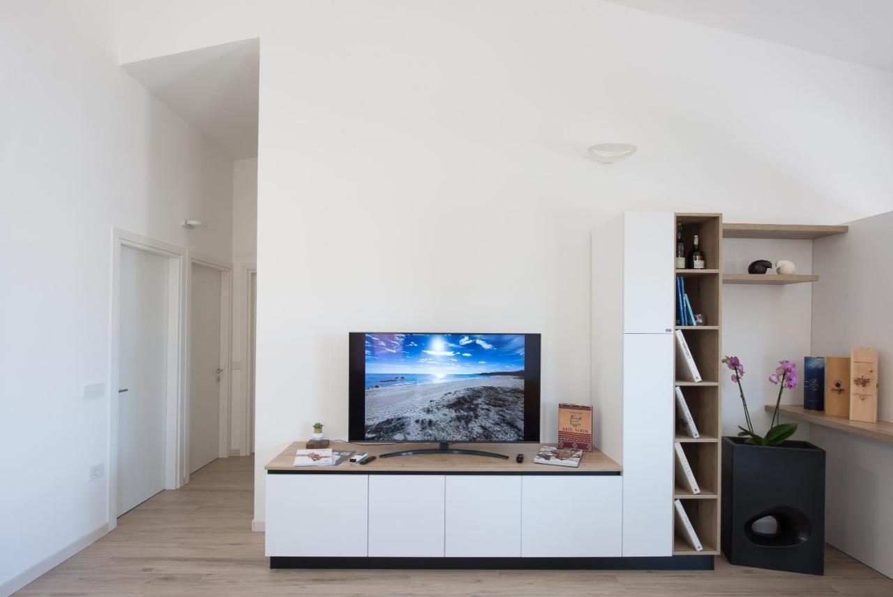 Apartmán Loft Lungomare Vista Mare E Monti Àrbatax Exteriér fotografie